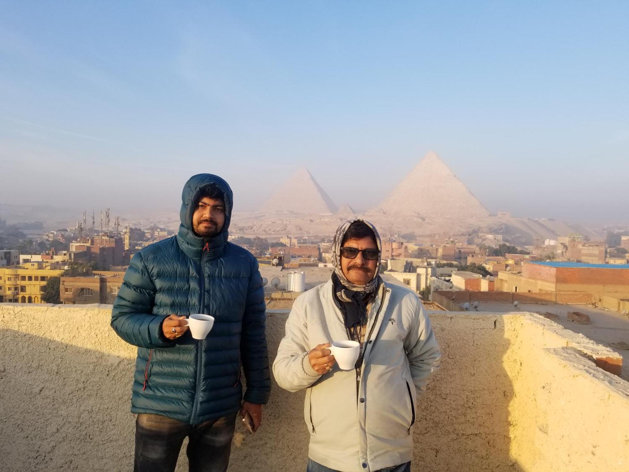 Rixsos Pyramids Inn Nazlet el-Sîsi Kültér fotó